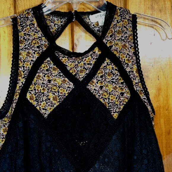 Umgee Boho Chic Lace Floral Sleeveless Dress Size S Keyhole Back Festival Ready - Picture 4 of 7